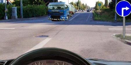 Is the driver obligated to turn on the turn signal in this situation?