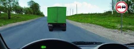 Is it allowed to overtake in this situation?